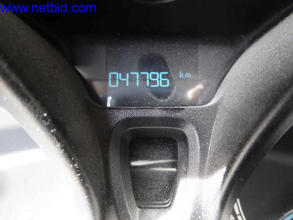 Maszyny budowlane, pojazdy, sprzęt biurowy, kontenery biurowe-13