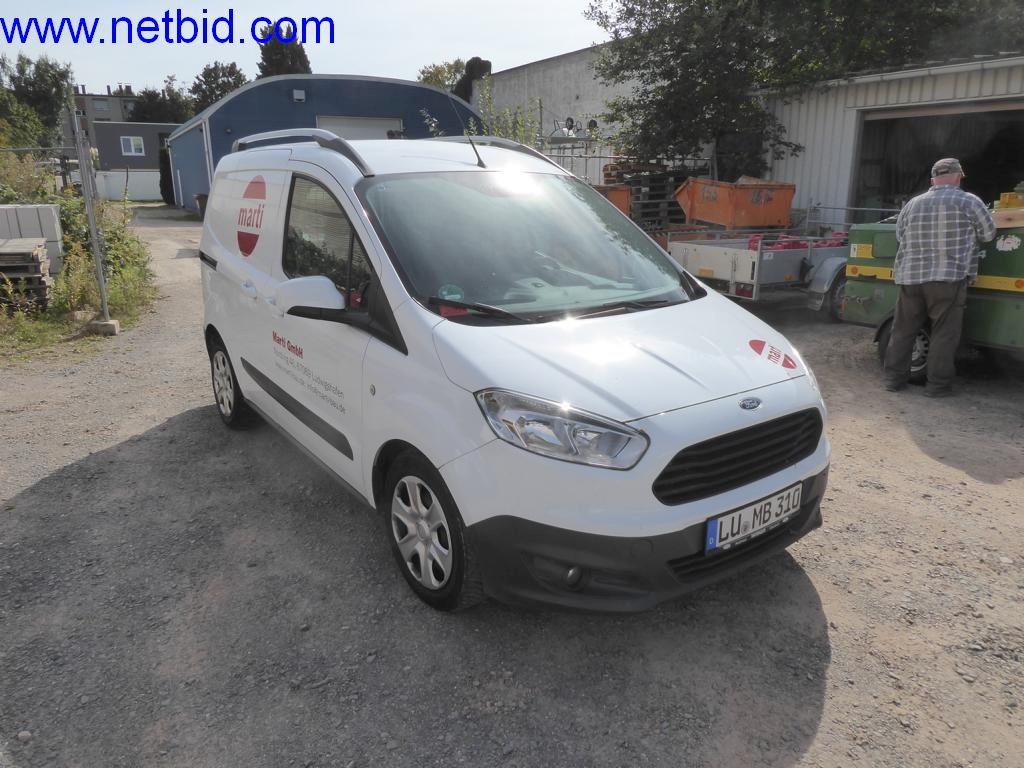 Maszyny budowlane, pojazdy, sprzęt biurowy, kontenery biurowe-2