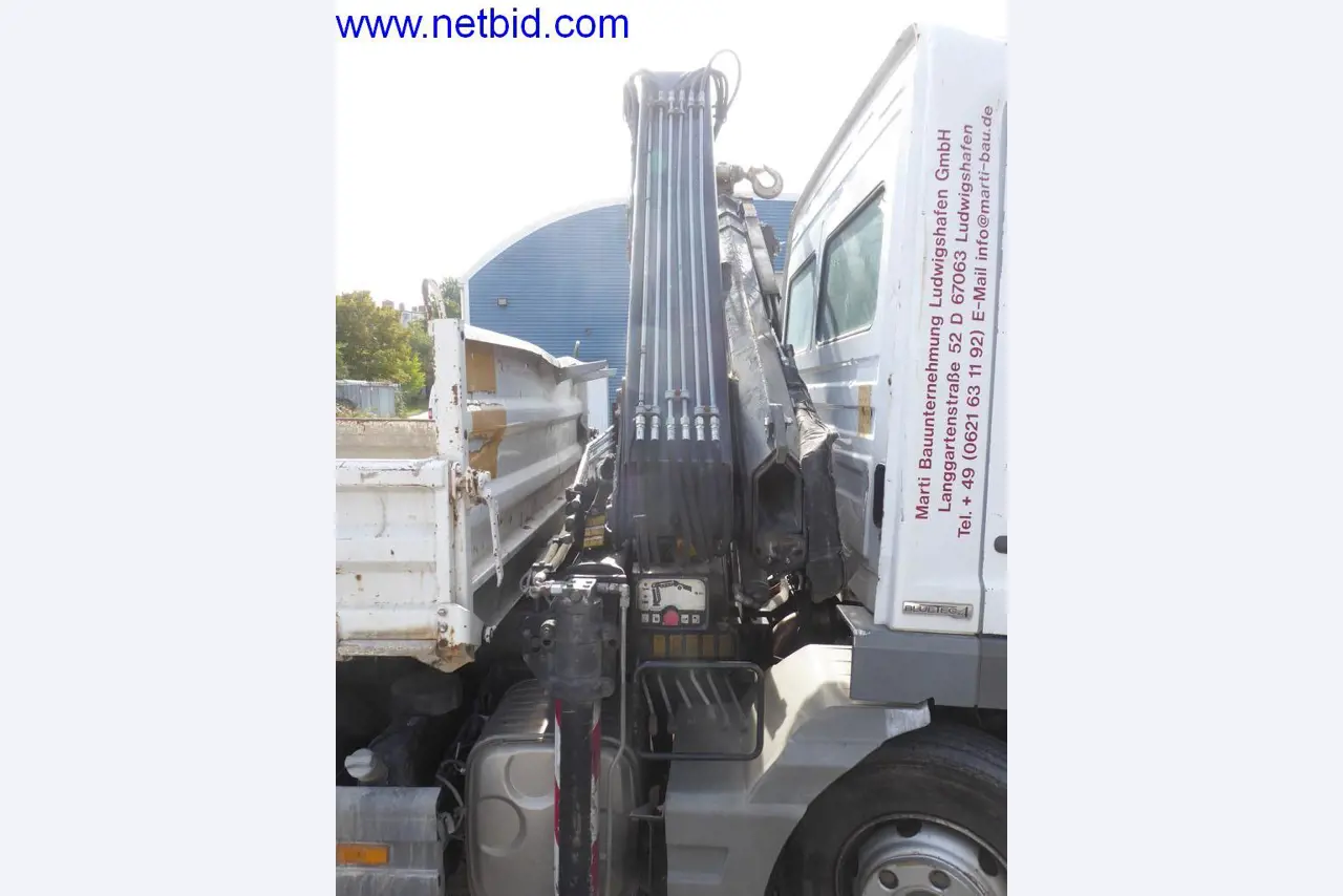 Bouwmachines, voertuigen, kantooruitrusting, kantoorcontainers-12