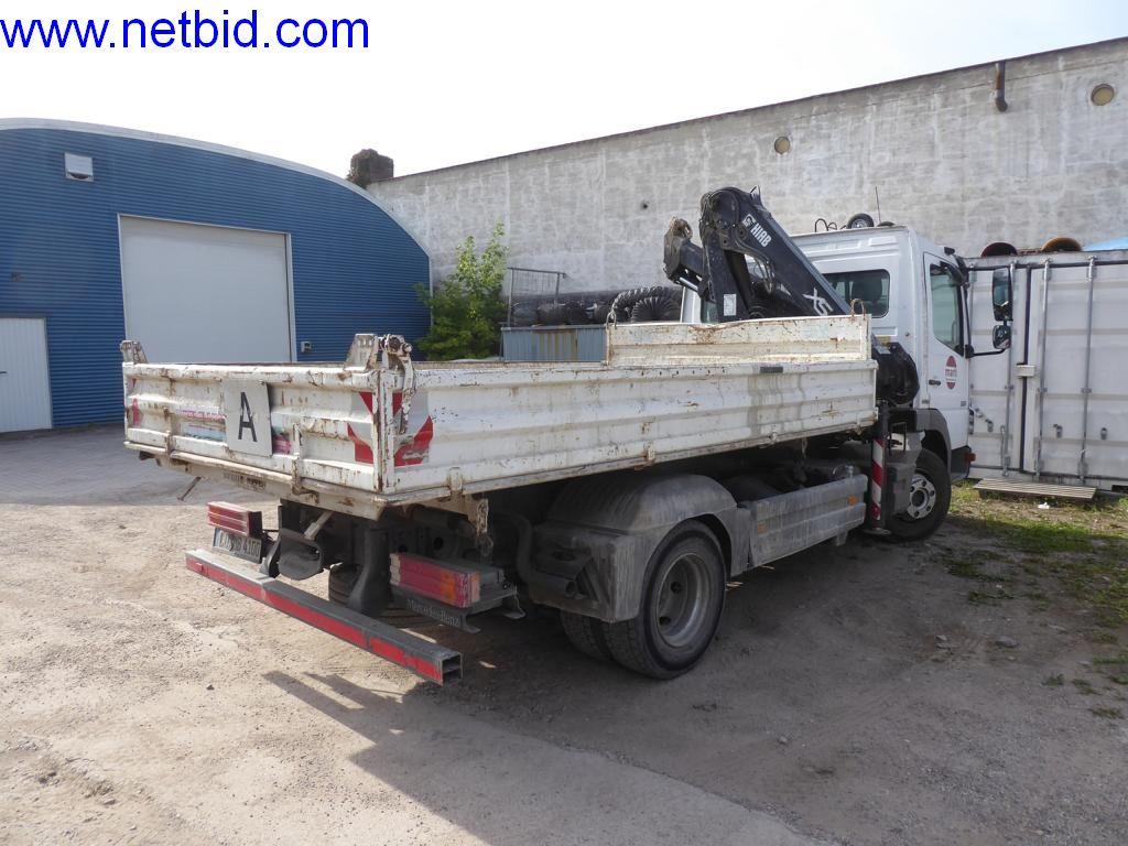 Maszyny budowlane, pojazdy, sprzęt biurowy, kontenery biurowe-13