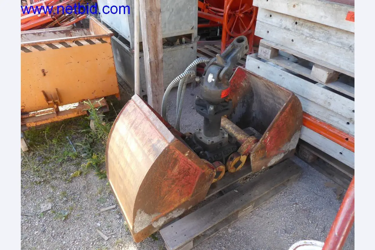 Bouwmachines, voertuigen, kantooruitrusting, kantoorcontainers-17