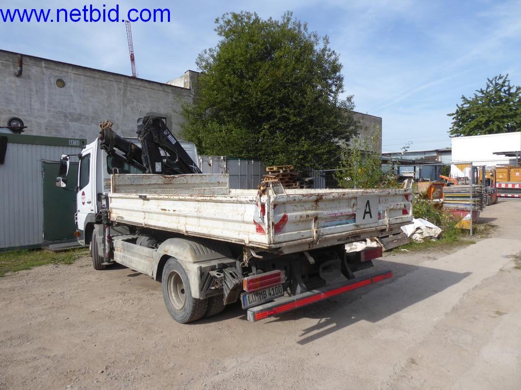 Maszyny budowlane, pojazdy, sprzęt biurowy, kontenery biurowe-19