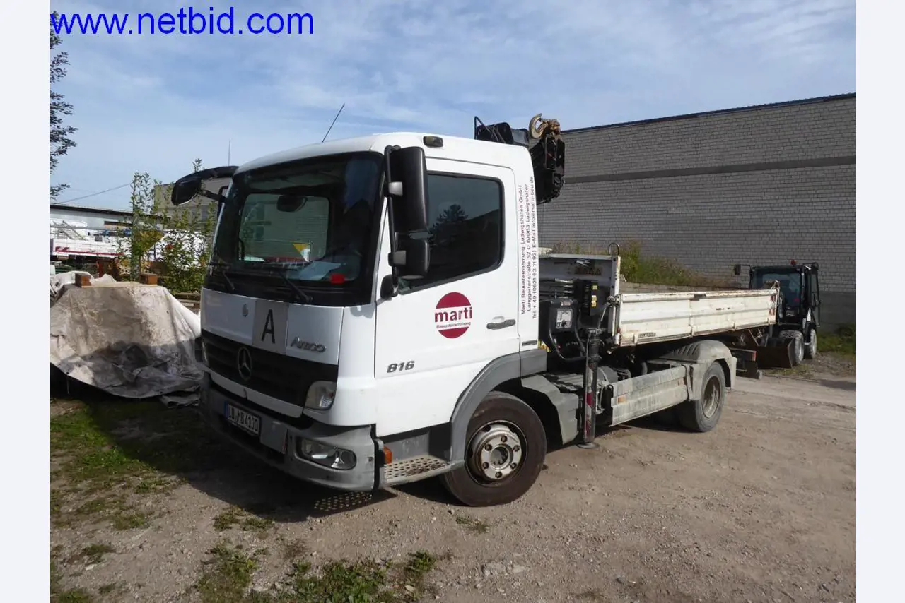 Bouwmachines, voertuigen, kantooruitrusting, kantoorcontainers-1