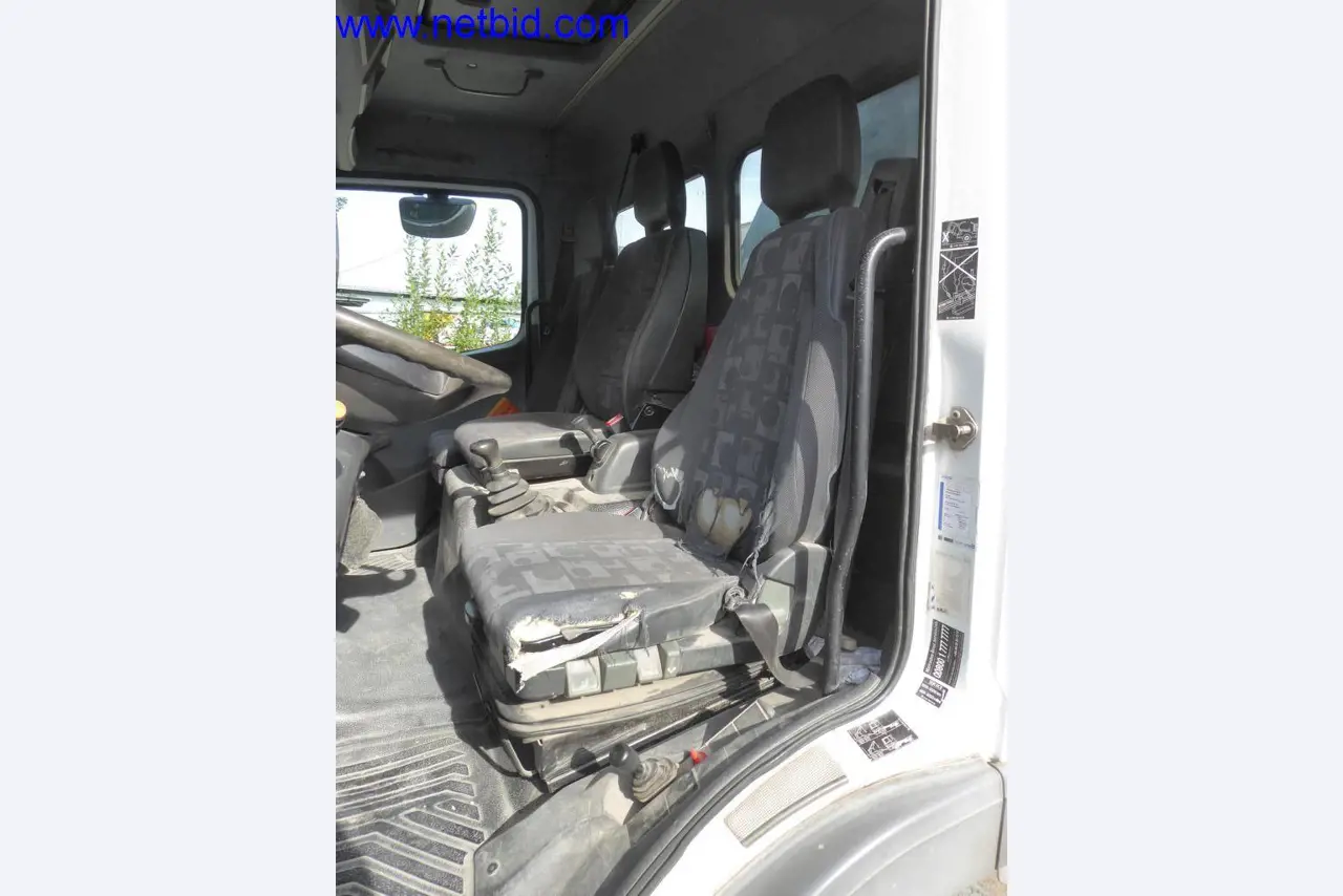 Bouwmachines, voertuigen, kantooruitrusting, kantoorcontainers-25