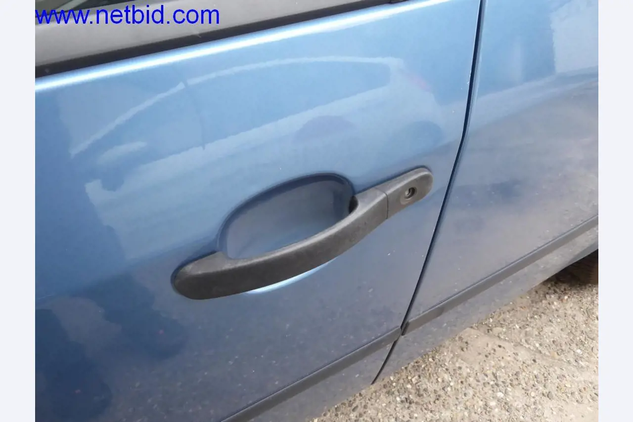 Bouwmachines, voertuigen, kantooruitrusting, kantoorcontainers-12