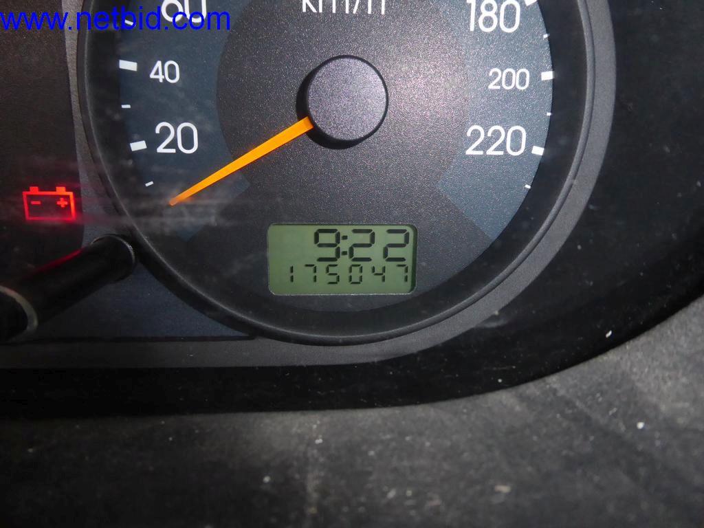 Maszyny budowlane, pojazdy, sprzęt biurowy, kontenery biurowe-5