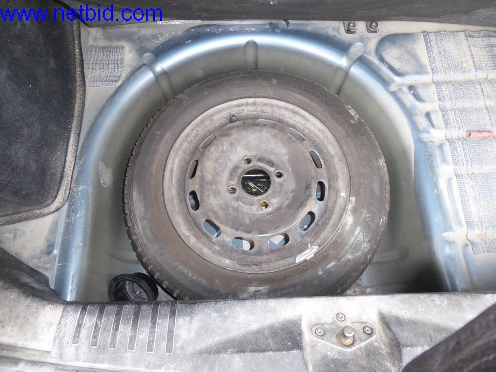 Maszyny budowlane, pojazdy, sprzęt biurowy, kontenery biurowe-8