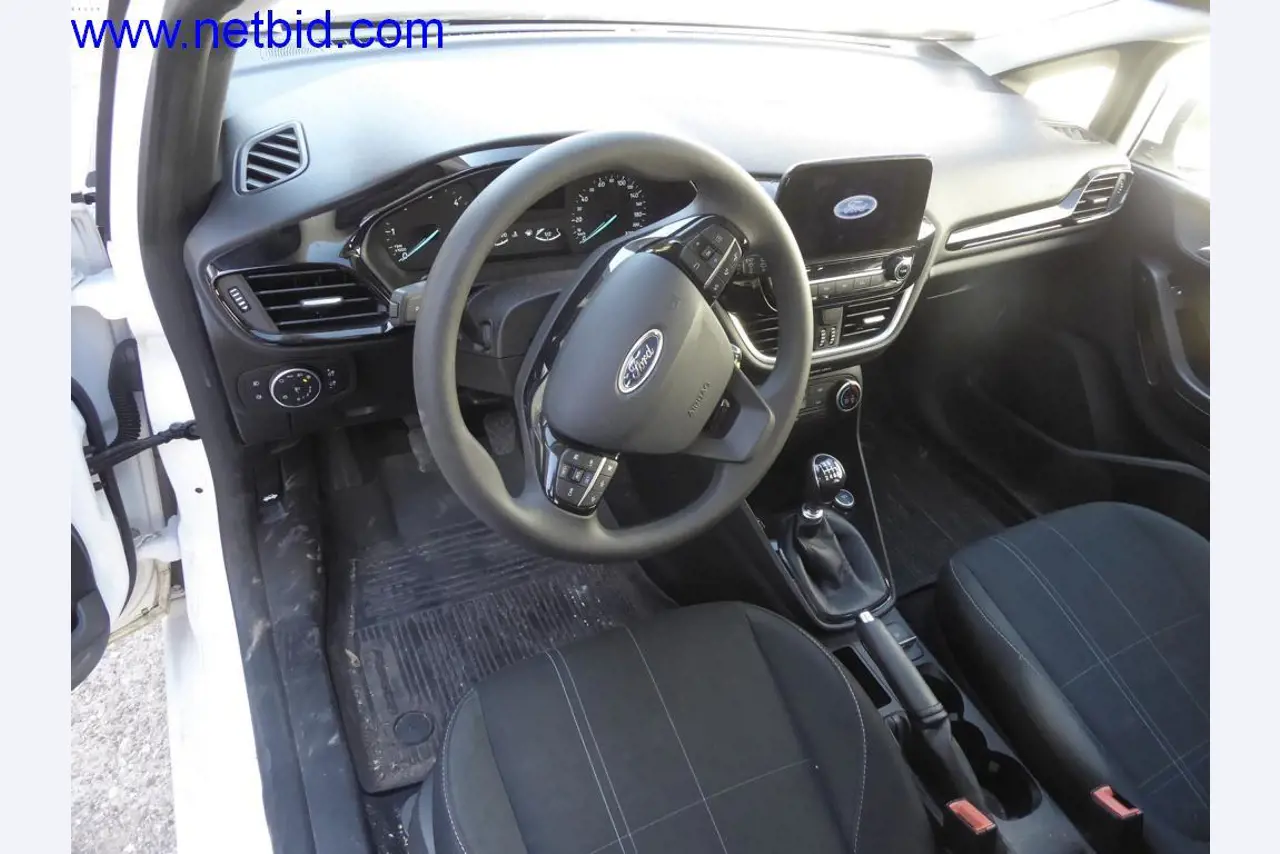 Stavební stroje, vozidla, kancelářské vybavení, kancelářské kontejnery-11