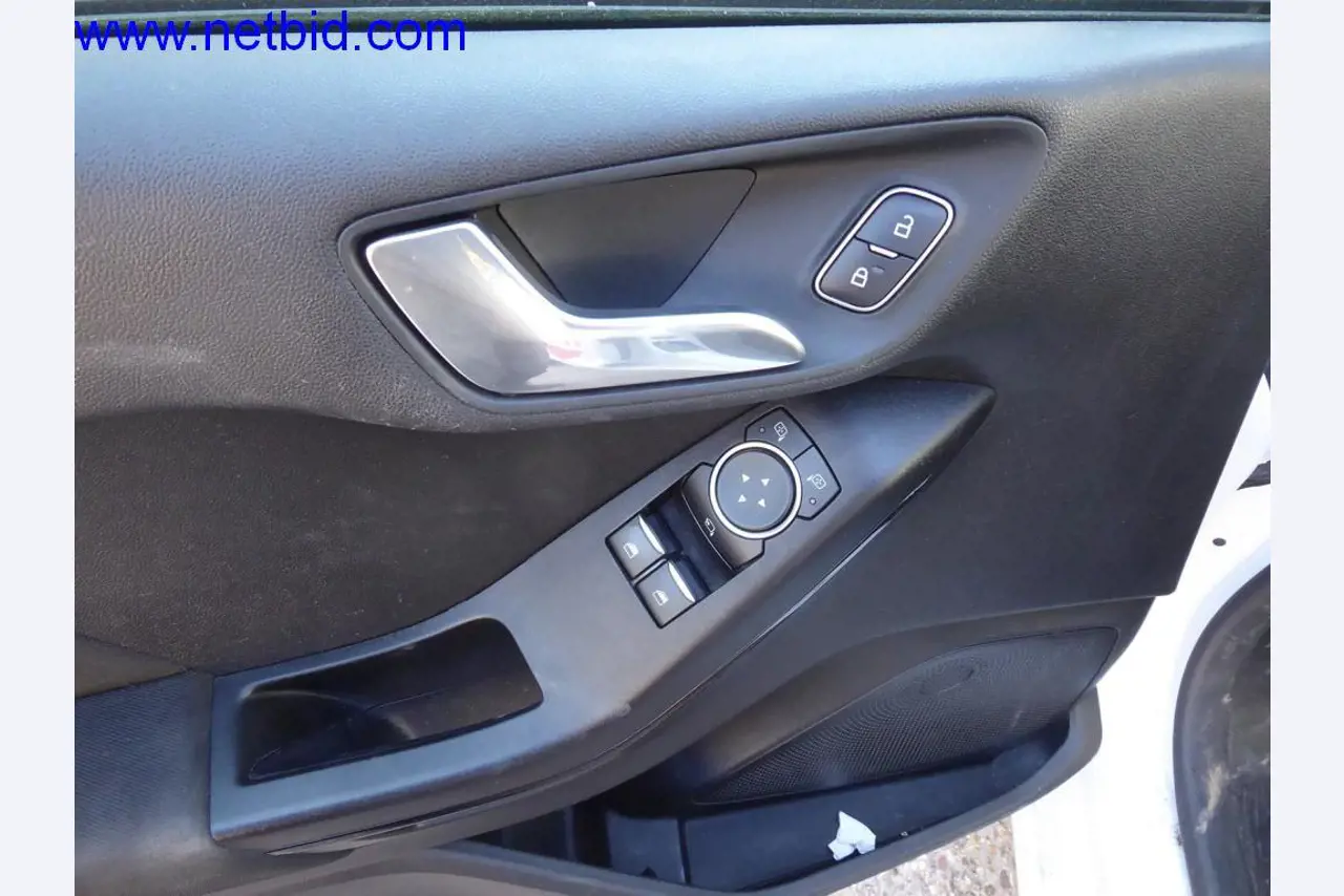 Stavební stroje, vozidla, kancelářské vybavení, kancelářské kontejnery-12