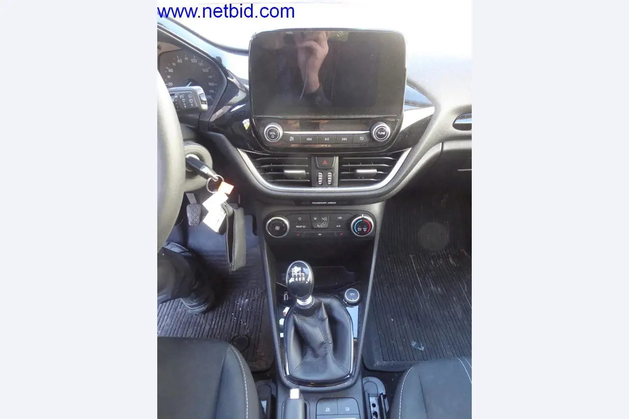 Stavební stroje, vozidla, kancelářské vybavení, kancelářské kontejnery-14