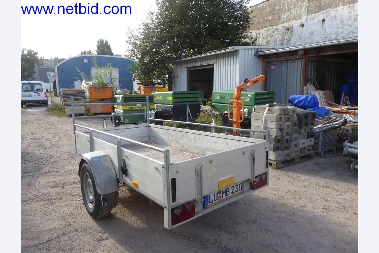 Bouwmachines, voertuigen, kantooruitrusting, kantoorcontainers-4