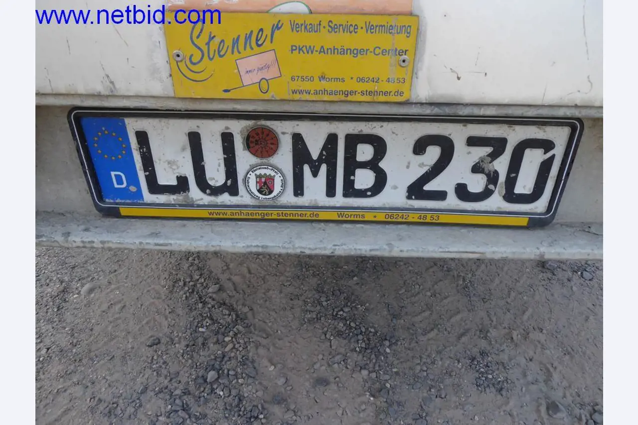 Bouwmachines, voertuigen, kantooruitrusting, kantoorcontainers-5