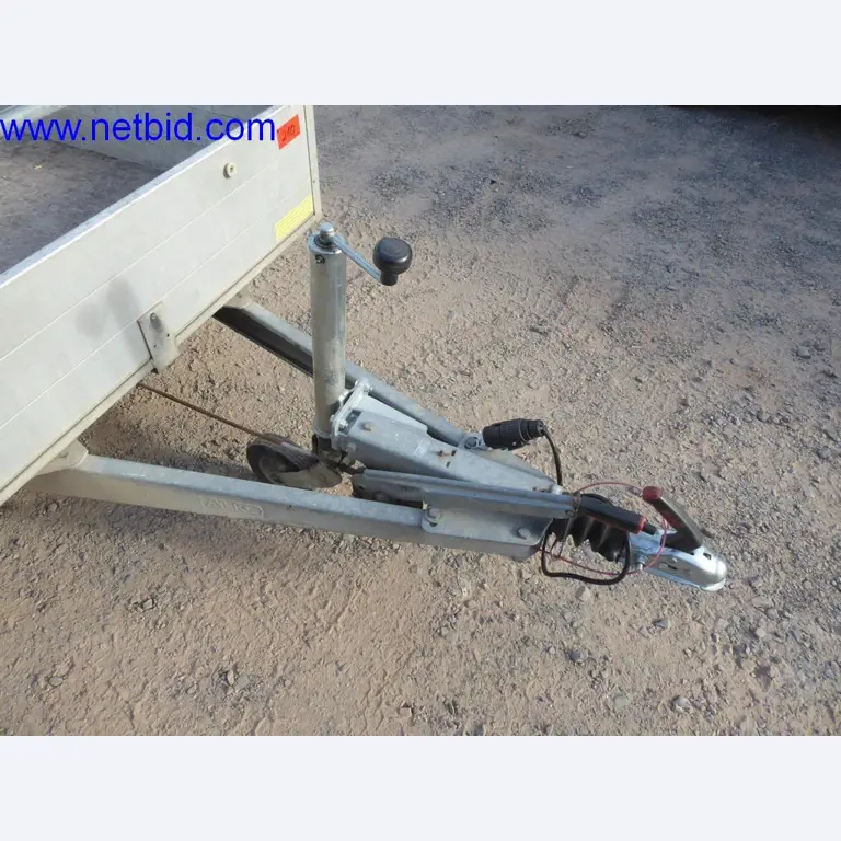 Bouwmachines, voertuigen, kantooruitrusting, kantoorcontainers-7