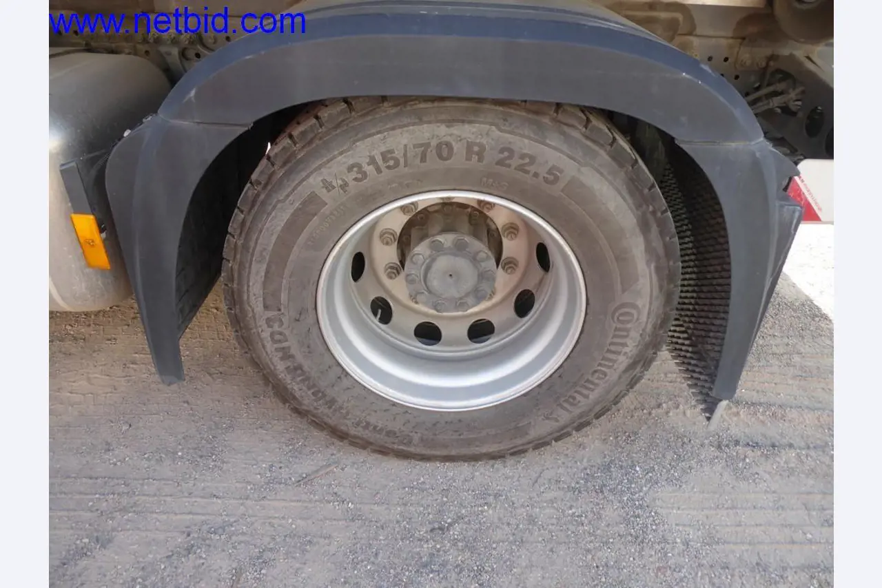 Gradbeni stroji, vozila, pisarniška oprema, pisarniški zabojniki-14