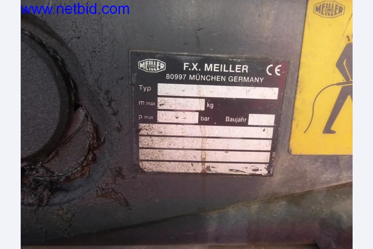 Gradbeni stroji, vozila, pisarniška oprema, pisarniški zabojniki-15