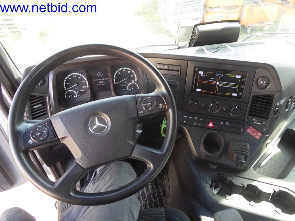 Stavební stroje, vozidla, kancelářské vybavení, kancelářské kontejnery-4