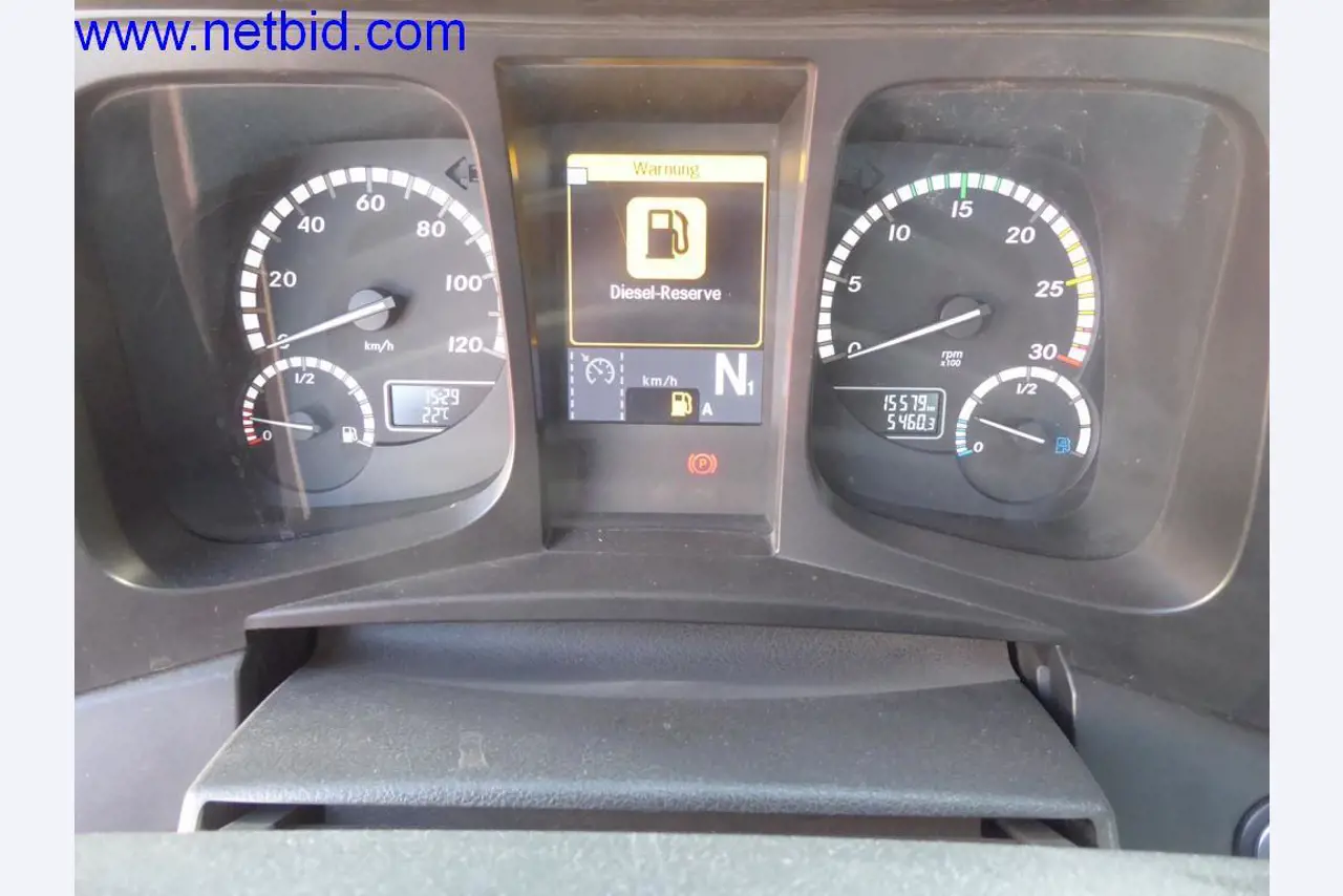 Gradbeni stroji, vozila, pisarniška oprema, pisarniški zabojniki-7