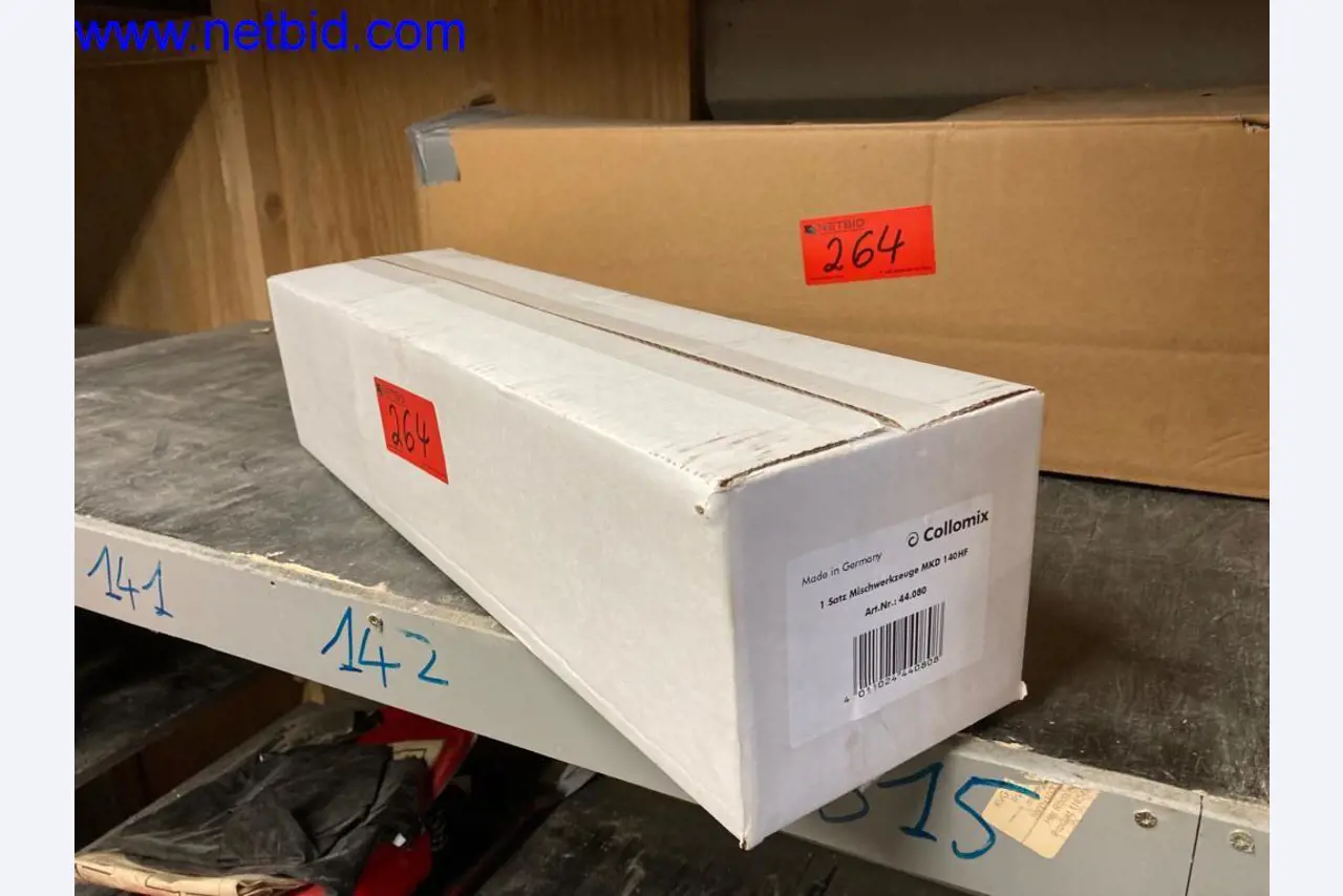 Bouwmachines, voertuigen, kantooruitrusting, kantoorcontainers-10