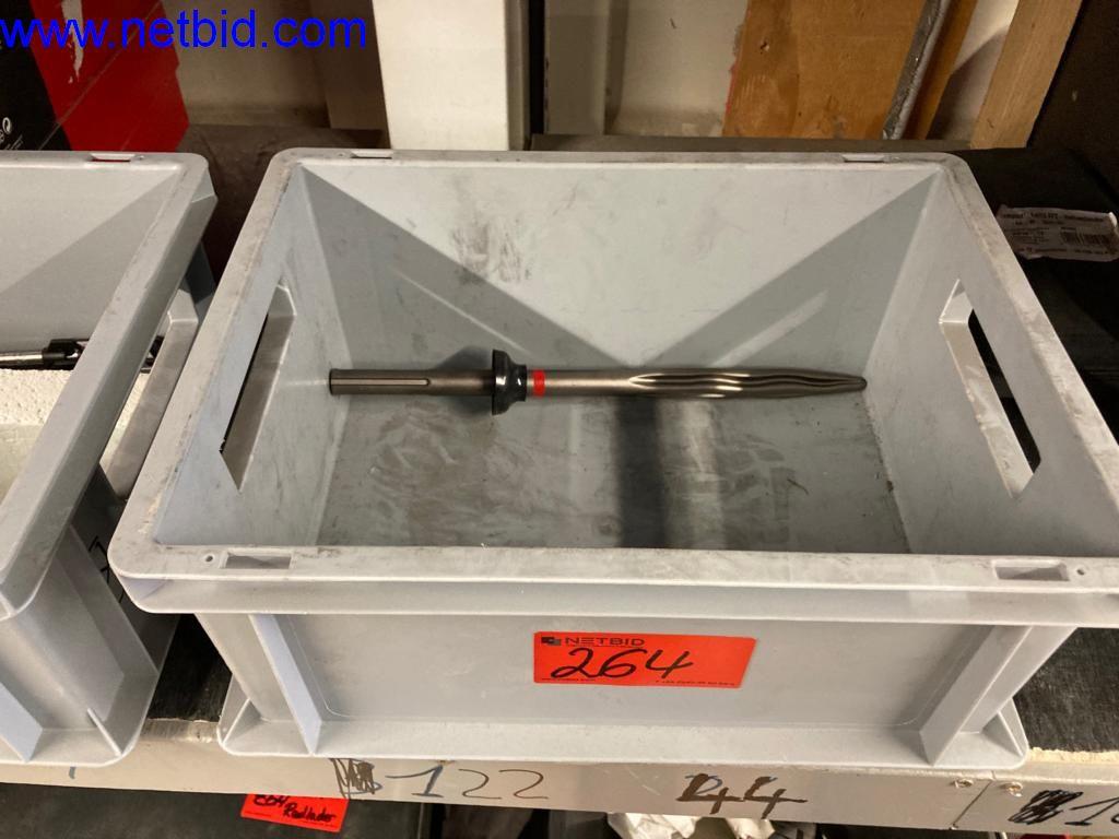 Maszyny budowlane, pojazdy, sprzęt biurowy, kontenery biurowe-14