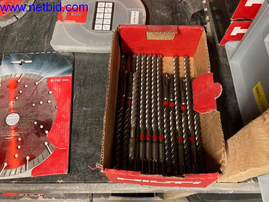 Maszyny budowlane, pojazdy, sprzęt biurowy, kontenery biurowe-16