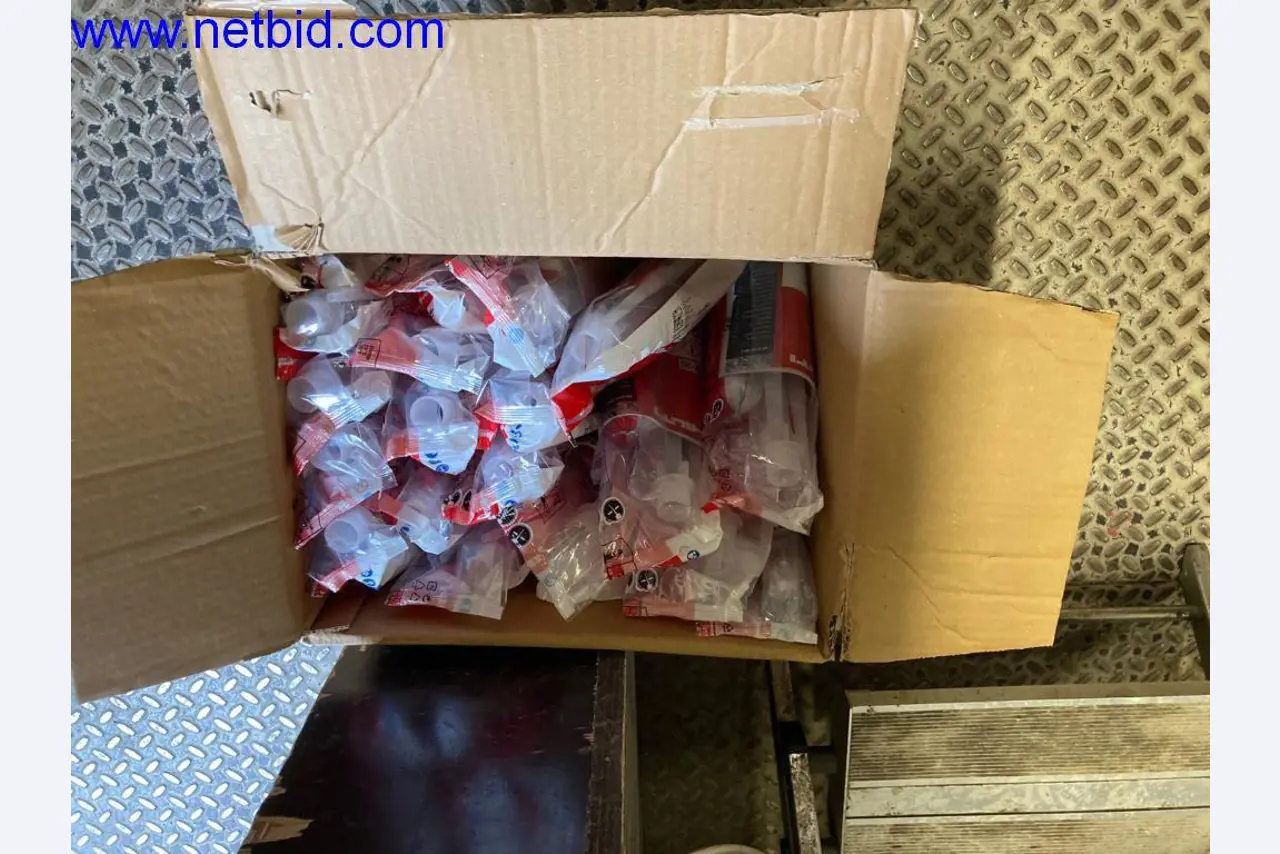 Bouwmachines, voertuigen, kantooruitrusting, kantoorcontainers-2