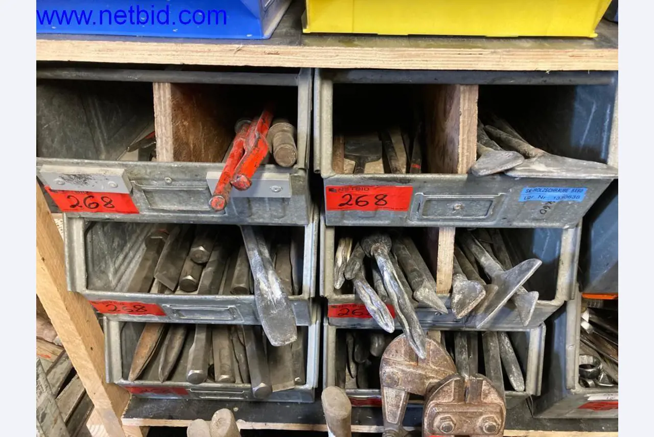 Stavební stroje, vozidla, kancelářské vybavení, kancelářské kontejnery-2