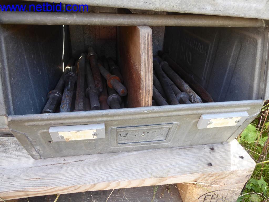 Gradbeni stroji, vozila, pisarniška oprema, pisarniški zabojniki-3