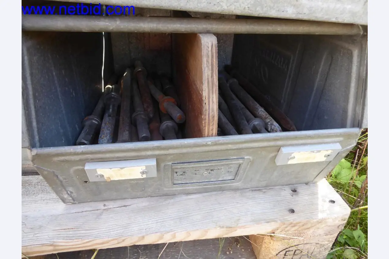 Construction machinery, vehicles, office equipment, office containers-3