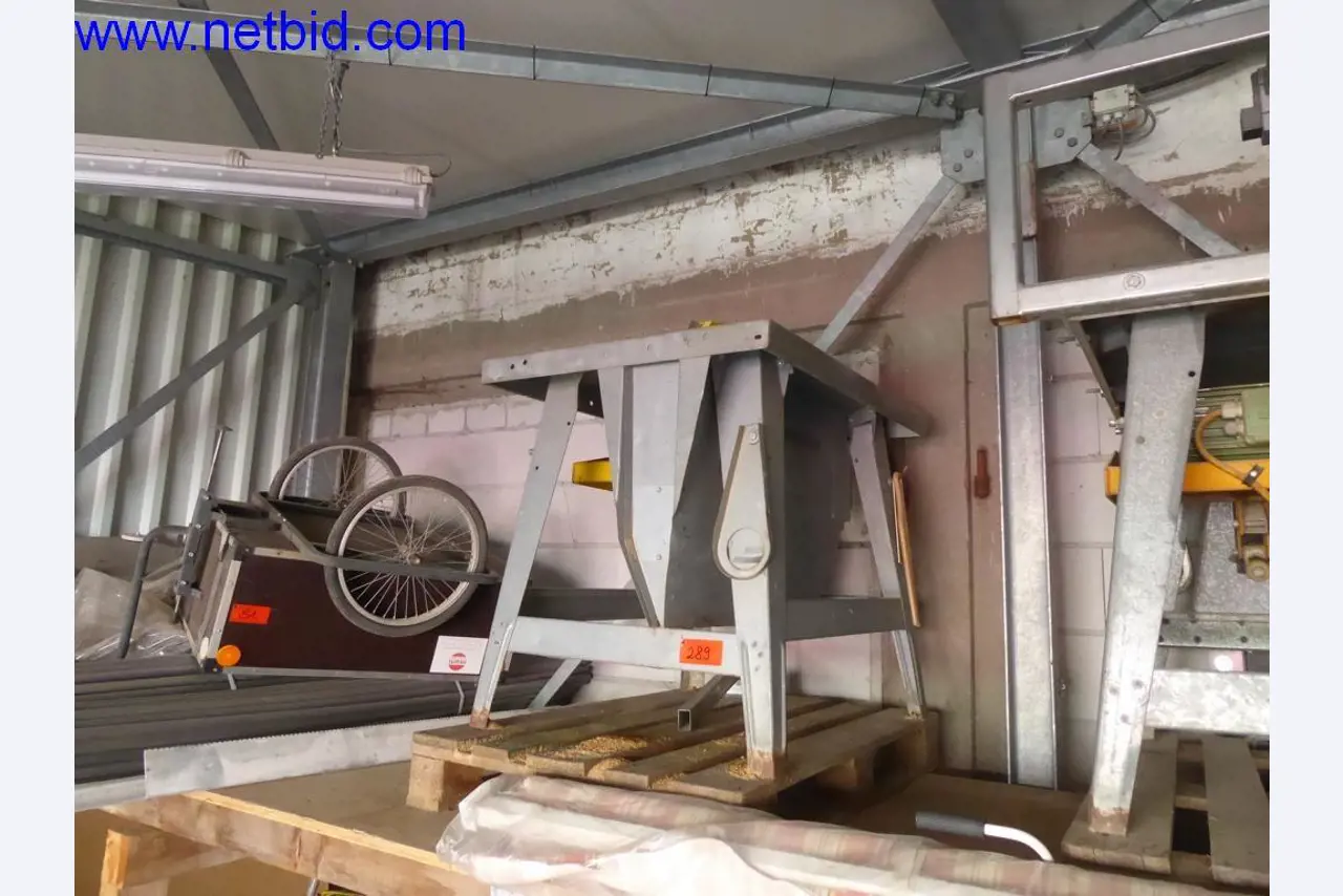 Gradbeni stroji, vozila, pisarniška oprema, pisarniški zabojniki-1