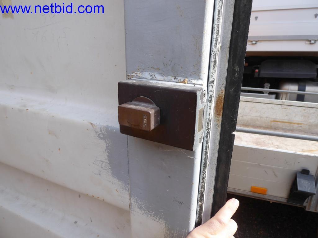 Maszyny budowlane, pojazdy, sprzęt biurowy, kontenery biurowe-4