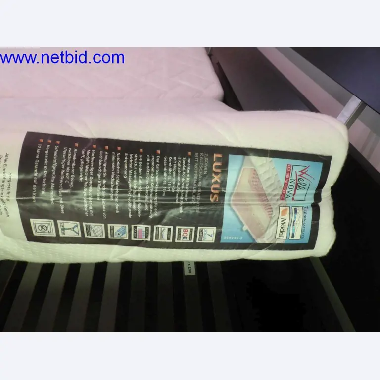 Maszyny budowlane, pojazdy, sprzęt biurowy, kontenery biurowe-4