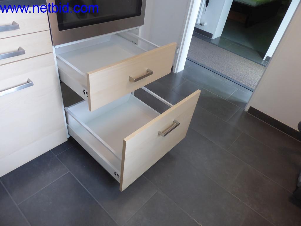 Stavební stroje, vozidla, kancelářské vybavení, kancelářské kontejnery-7