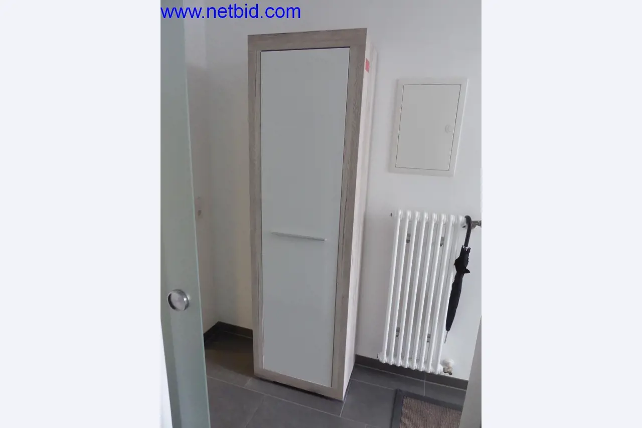 Baumaschinen, Fahrzeuge, Büroausstattung, Bürocontainer-1