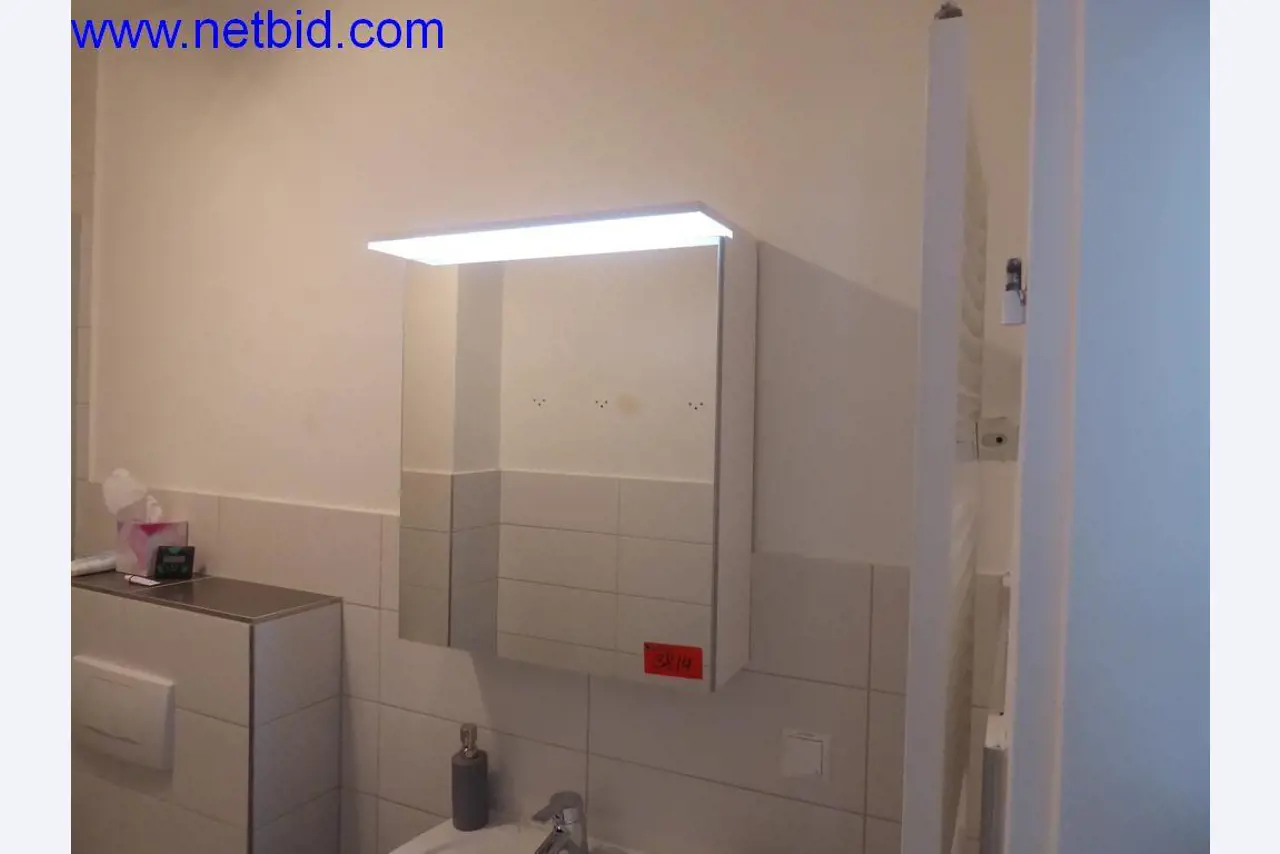 Baumaschinen, Fahrzeuge, Büroausstattung, Bürocontainer-3