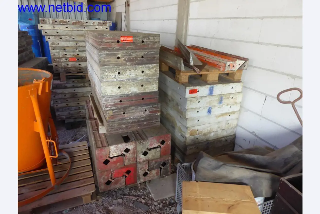 Baumaschinen, Fahrzeuge, Büroausstattung, Bürocontainer-17