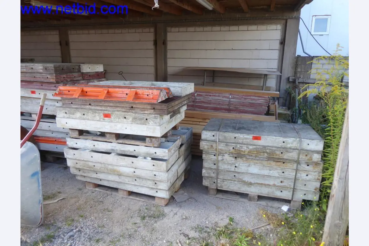 Baumaschinen, Fahrzeuge, Büroausstattung, Bürocontainer-1