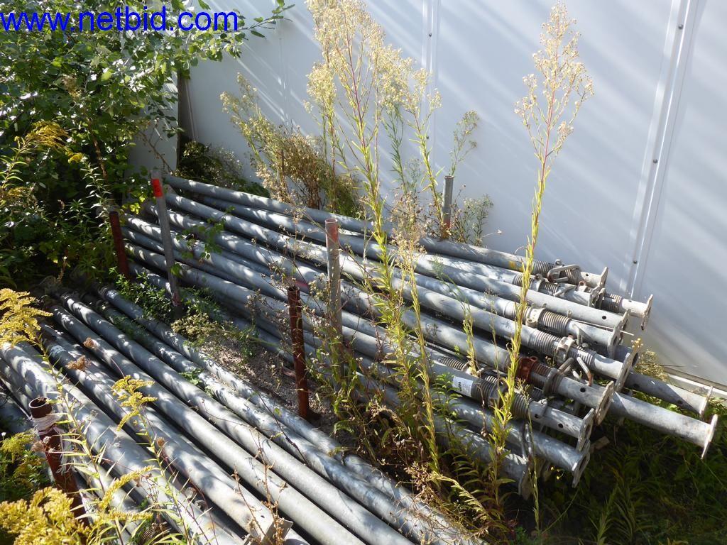 Stavební stroje, vozidla, kancelářské vybavení, kancelářské kontejnery-1