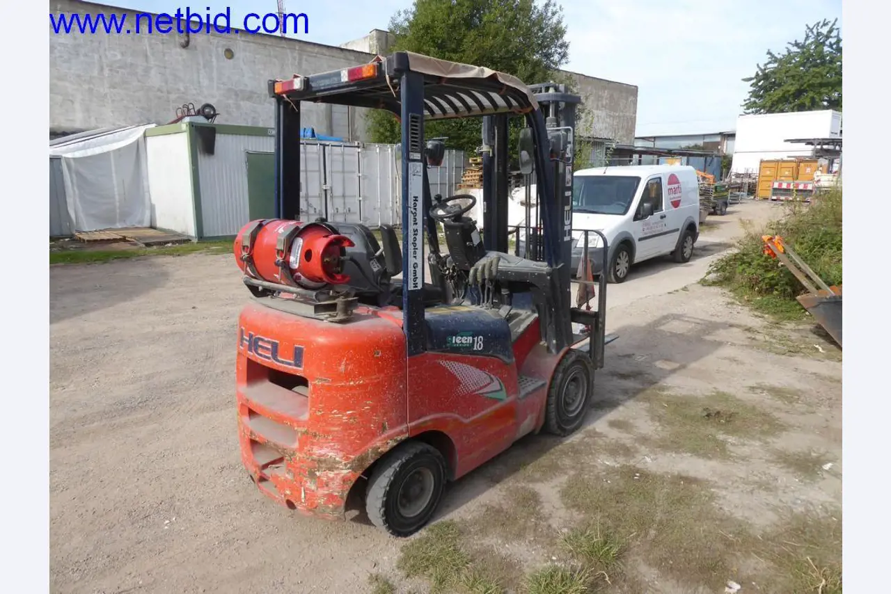 Bouwmachines, voertuigen, kantooruitrusting, kantoorcontainers-3