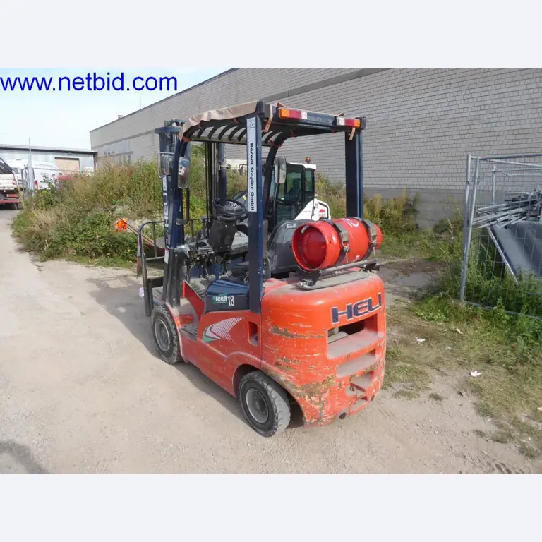 Bouwmachines, voertuigen, kantooruitrusting, kantoorcontainers-4