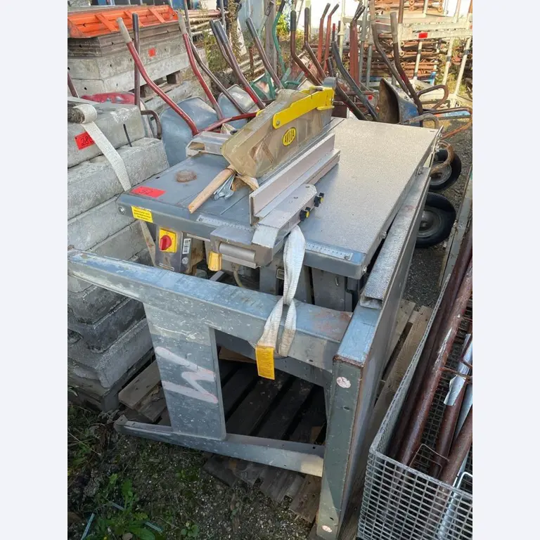 Stavební stroje, vozidla, kancelářské vybavení, kancelářské kontejnery-1