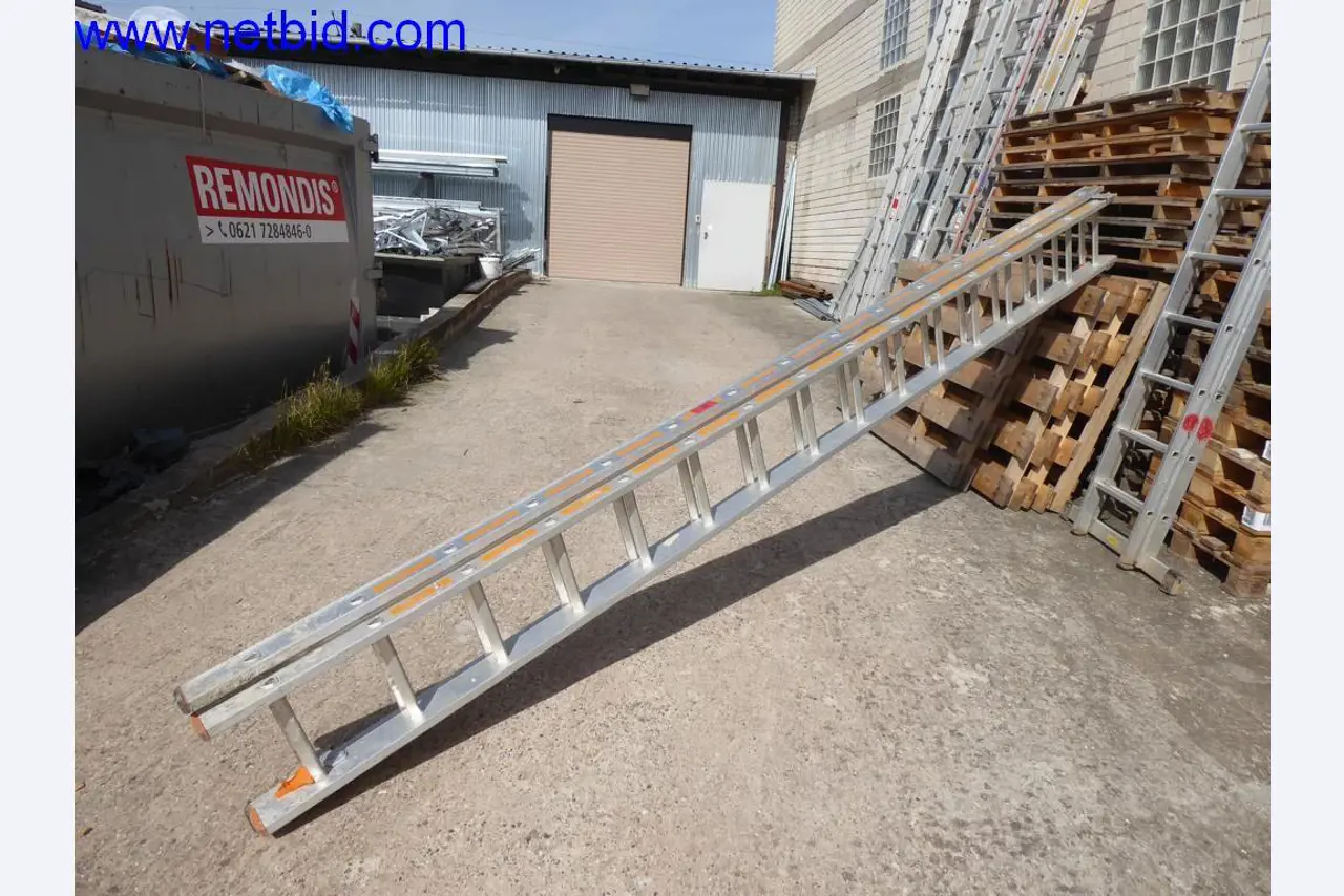 Stavební stroje, vozidla, kancelářské vybavení, kancelářské kontejnery-1