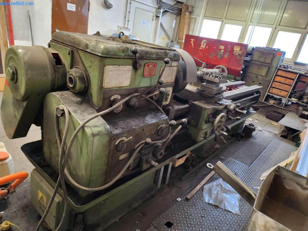 Betriebs- und Geschäftsaussattung-1