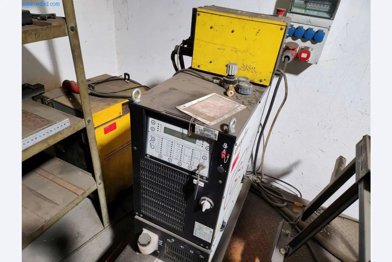 Equipamento operacional e comercial-1