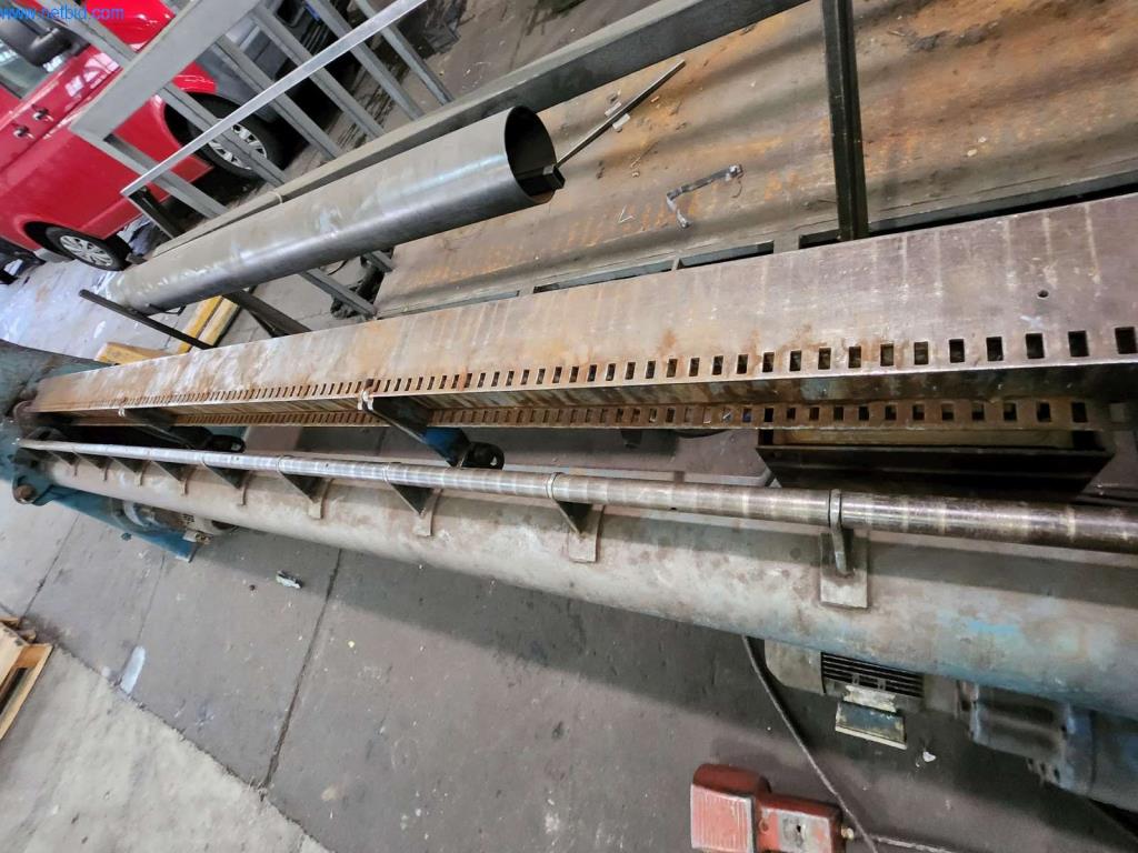 Betriebs- und Geschäftsaussattung-3