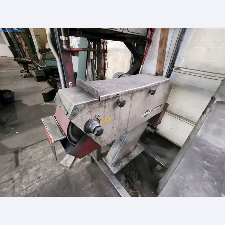 Provozní a obchodní vybavení-2