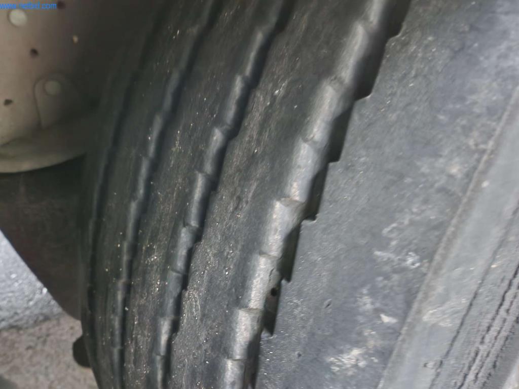 Equipos operativos y comerciales-13