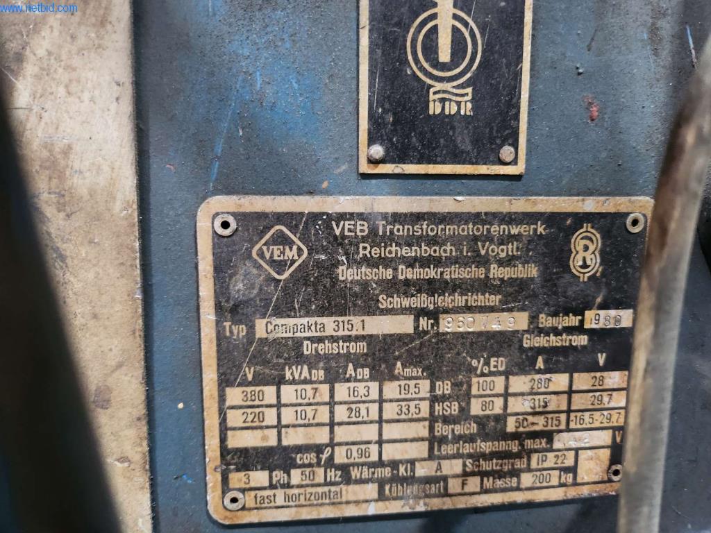 Equipos operativos y comerciales-3