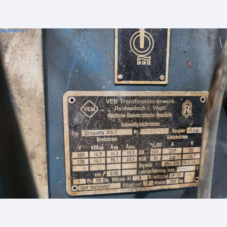 Equipos operativos y comerciales-3