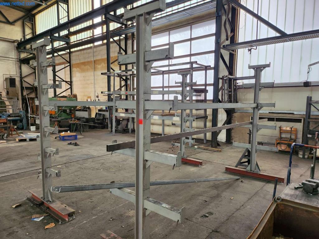 Provozní a obchodní vybavení-2