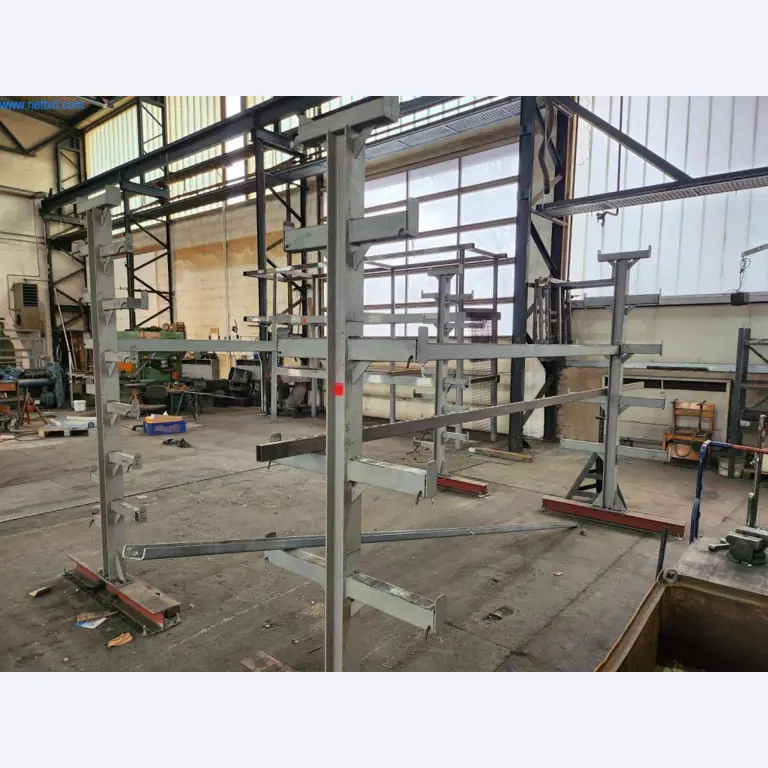 Provozní a obchodní vybavení-2